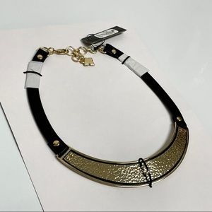 BCBG Hammered Metal Plate Necklace - Black/Gold